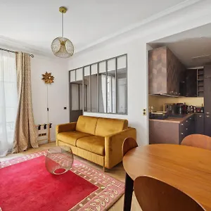 Apartment La Maison Kleber - Luxury Apartments, Champs-elysees - Eiffel Tower, Paris